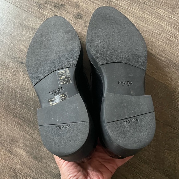 Brushed leather loafers (pointed toe). Size 37 (6.5 US) - Picture 3 of 12